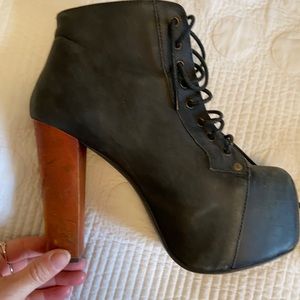 Authentic Jeffrey Campbells